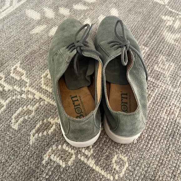 BORN Passi perforated Derby oxford shoes green suede 8.5 women - Picture 3 of 9